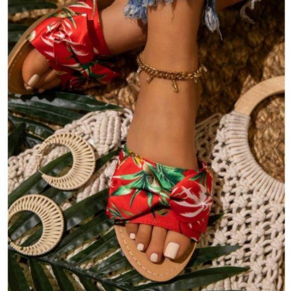 Summer Floral Slides – Red - Picture 3 of 5